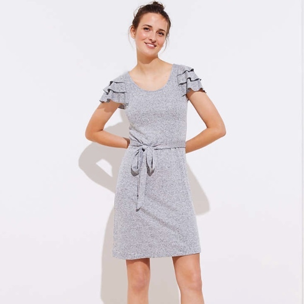 NWT LOFT Gray Short Sleeve Tiered Flutter Knit Mini Dress sz Medium
